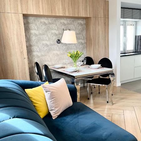 צ'סטוצ'ובה Apartament Bianco Classic W Centrum Miasta. מראה חיצוני תמונה